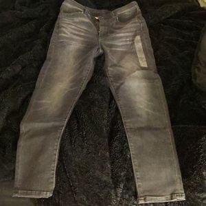 American eagle size 6 short NWT jeans